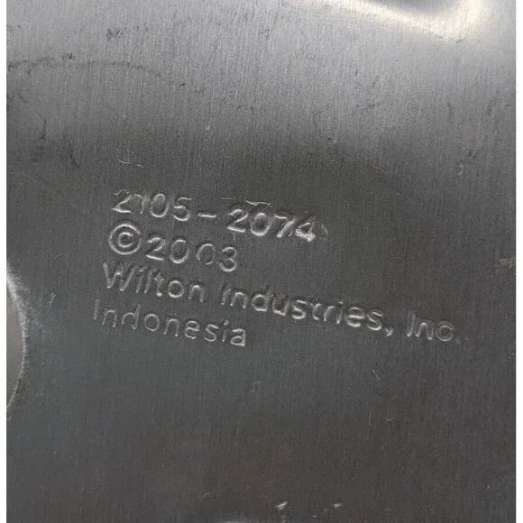 Wilton Easter Spring Bunny Rabbit Face Cake Pan #2105-2074 - Picture 5 of 7